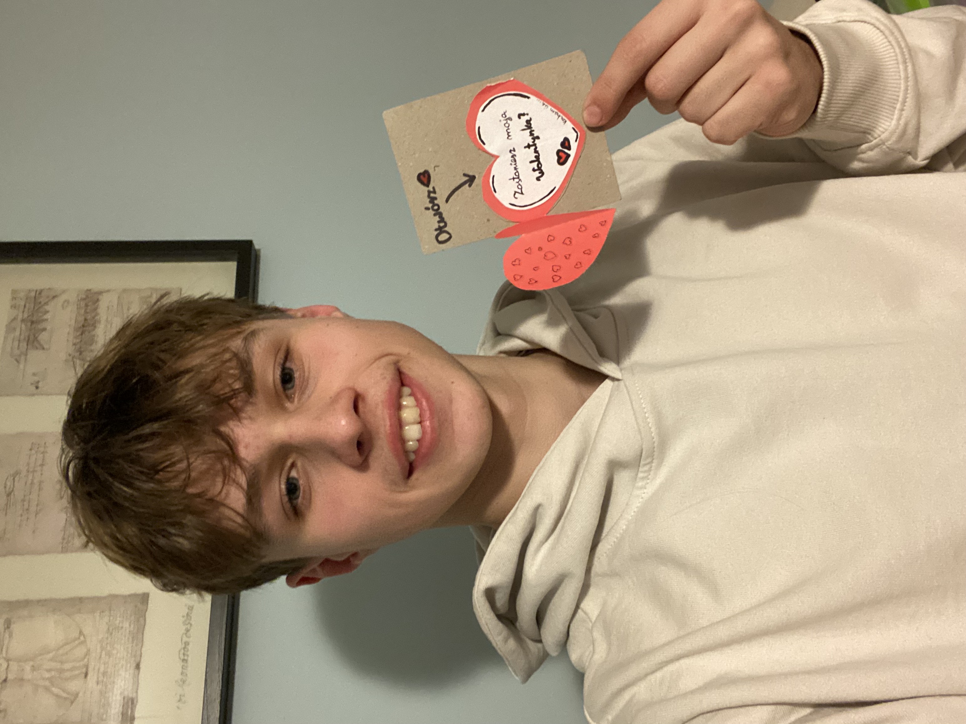 Cute kitten with flowers